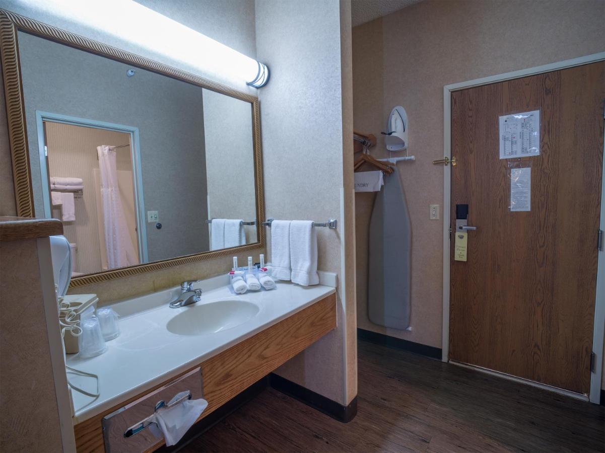 Miles City Hotel Dış mekan fotoğraf